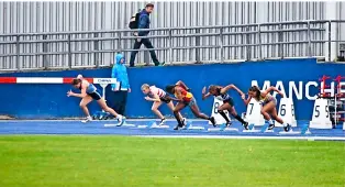  ??  ?? Eleni Francis in sprint action at the U17 England Athletics event