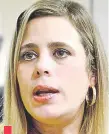  ??  ?? Kattya González, diputada por el PEN, autora del proyecto de ley que suspende fueros por delitos comunes.