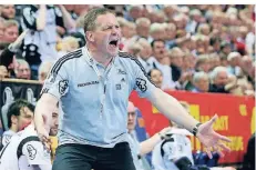  ?? FOTO: DPA ?? Er kann es auch laut: Alfred Gislason, der Trainer des Handball-Bundesligi­sten THW Kiel.