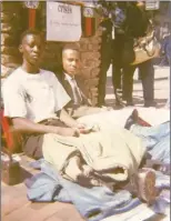  ??  ?? Lance Guma (left) and Lawrence “Warlord” Chakaredza with a portable radio on their side which they used to listen to ZBC and BBC broadcasts about their hunger strike