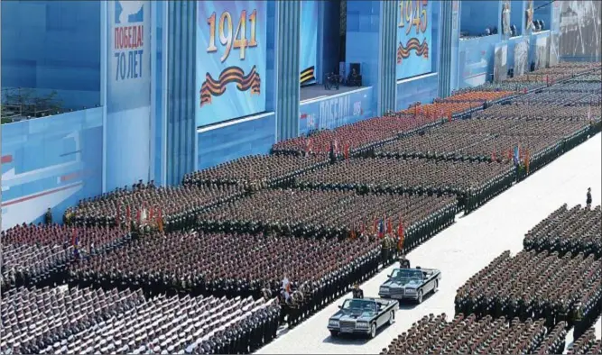  ?? GETTY IMAGES ?? Vista del masivo desfile que ayer se organizó en Moscú y que permitió al presidente Putin exhibir el avance militar de Rusia