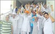  ?? HT PHOTO ?? BKU leader Gurnam Singh Chaduni after a meeting with farmers at Radaur in Yamunanaga­r district on Thursday.