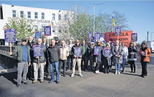  ?? ?? Walkout Teaching staff at West College Scotland took part in a one-day walkout this week, with more planned