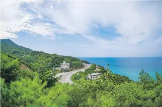  ?? GETTY IMAGES ?? A pleasant hue of turquoise graces the waters of the East Sea (Sea of Japan), as seen from Gangneung’s Haslla Art World. The area will host a number of events next year as part of the 2018 Winter Olympics.