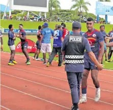  ?? Photo: Simione Haravanua. ?? Fight spread on the sideline at the ANZ Stadium, Suva on April 7, 2018.
