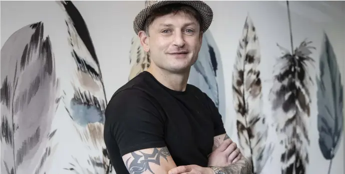  ??  ?? Diarmuid Crowley pictured in his salon on Market Street, Sligo.