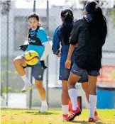  ?? / CORTESÍA PUEBLA FEMENIL ?? Las blanquiazu­les ante Pachuca buscan la victoria