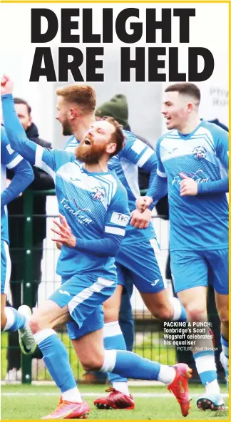  ?? PICTURE: Matt Bristow ?? PACKING A PUNCH: Tonbridge’s Scott Wagstaff celebrates his equaliser