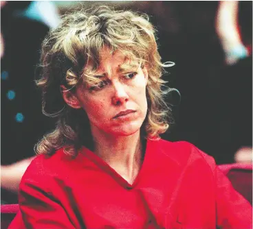  ?? ALAN Berner / The SEATTLE TIMES VIA The ASSOCIATED PRESS FILES ?? Mary Kay Letourneau listens to testimony during a 1998 court hearing in Seattle. Letourneau, who married her former sixth-grade student almost a decade after she
was convicted of raping him, has died of cancer.