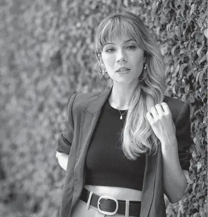  ?? Chris Pizzello / Associated Press ?? Former actress Jennette McCurdy recounts years of emotional abuse at the hands of her mother in her new book.