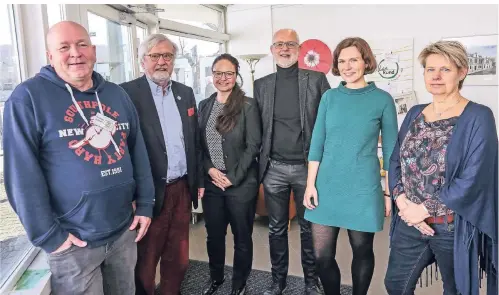  ?? RP-FOTO: H.-J. BAUER ?? Andreas Vollmert, Reinhard Naujoks, Andrea Patt, Reimund Weidinger, Maren Westhoff und Heike Lagemann (v.l.) wollen „das Rund“beleben.