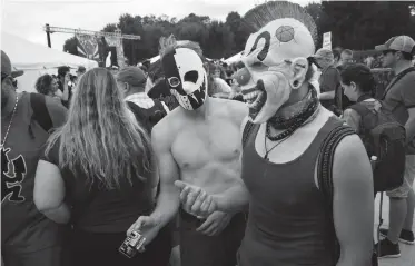  ??  ?? “JUGGALOS”. Son catalogado­s como un “grupo violento”.