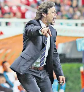  ??  ?? Hay interés de la selección andina en Matías Almeyda, incluso para el Tri.