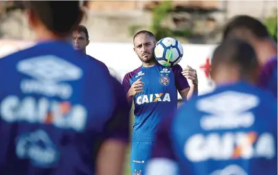  ??  ?? Régis fez 118 partidas com a camisa do Bahia e conquistou o Nordestão de 2017 e o Baiano nessa temporada