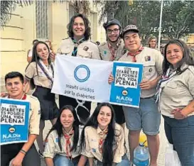  ??  ?? Grupo. En Córdoba funciona la agrupación Scouts Unidos por la Diabetes.