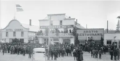  ?? PROVINCIAL ARCHIVES OF ALBERTA / THE CANADIAN PRESS FILES ?? The Arctic Restaurant and Hotel in Whitehorse, Yukon, ca. 1899, was co-owned by Donald Trump’s grandfathe­r, Fred.