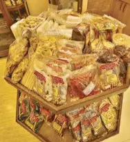  ??  ?? To-go: Biscocho and other Ilonggo goodies at Biscocho Haus