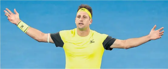  ??  ?? Tennys Sandgren steigerte seinen Bekannthei­tsgrad in Melbourne und im Rest der Welt mit einem Sieg gegen Dominic Thiem.