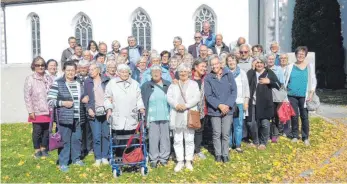  ?? FOTO: KURT ZIEGER ?? Altheims Senioren vor der Kirche St. Martin in Seefelden.