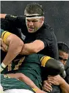  ?? REUTERS ?? Richie McCaw inspired others to stay with his loyalty.