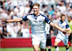  ?? FOTO: HENNING BAGGER ?? Vendsyssel­s Jacob Hjorth scorede til 2-0 i oprykkerne­s Superliga-debut mod OB lørdag.