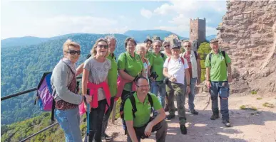  ?? FOTO: PM ?? Die Albvereins­mitglieder aus Eßlingen waren im Elsass unterwegs.