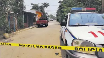  ??  ?? Hallazgo. El cuerpo fue encontrado por familiares del agente policial que vivían con él.