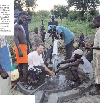  ?? FOTOS: COMBONI-MISSIONARE ?? Von Afrika nach Europa, von Europa nach Afrika: Pater Deogratias Nguonzi ist aus Uganda als Missionar nach Ellwangen gekommen (linkes Bild); Pater Markus Körber war im Einsatz im Südsudan – und hat dort unter anderem Brunnen eingeweiht (rechtes Bild).