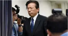  ?? TOSHIFUMI KITAMURA/AFP/GETTY IMAGES ?? Mitsubishi Motors president Tetsuro Aikawa said at a press conference Tuesday the company is still investigat­ing who ordered the cheating.