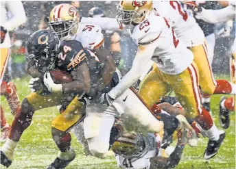  ?? MIKE DINOVO, USA TODAY SPORTS ?? The Bears and 49ers are in position to make major improvemen­ts in 2017.