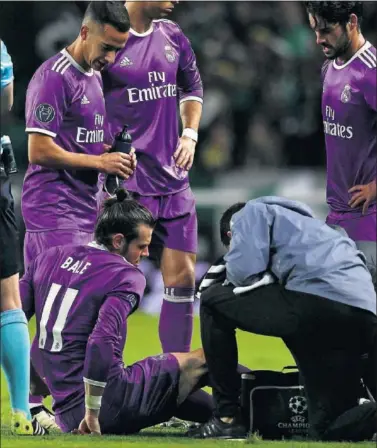  ??  ?? ADIÓS AL GALÉS. Bale se lesionó en el último partido de Champions ante el Sporting de Portugal.