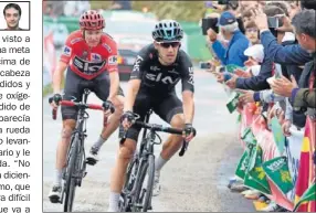  ??  ?? CLAVE. Mikel Nieve tuvo que tirar de Froome para salvarle.