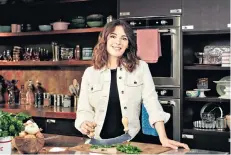  ??  ?? ‘Just like aubergine’: viewers are divided over Nigella Lawson’s banana-skin curry