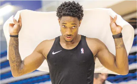  ?? DARREN STONE, TIMES COLONIST ?? Toronto Raptors star DeMar DeRozan: “There is amazing basketball atmosphere here.”