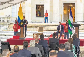  ??  ?? El primer acto público del nuevo presidente de CAF, Sergio Díaz-granados, tuvo lugar el pasado primero de septiembre en la Casa de Nariño, Bogotá (Colombia).