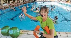  ?? Foto: Szilvia Izsó ?? Gestern stand im Almarin im Landkreis Donau Ries Wassergymn­astik auf dem Pro gramm. Die Bürger hoffen, dass ihr Bad dauerhaft offen bleibt.