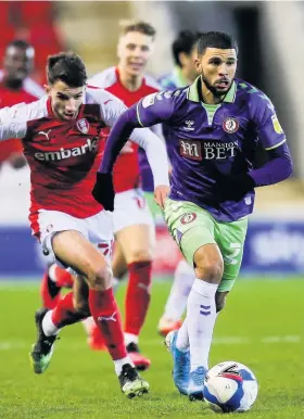  ??  ?? Bristol City striker Nahki Wells breaks forward against Rotherham