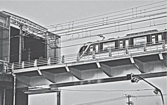  ?? CORTESÍA GOBIERNO DE JALISCO ?? Se harán una serie de pruebas a la Línea 3 del Tren Ligero para garantizar la seguridad a los usuarios.
