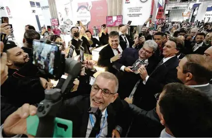  ?? Isac Nóbrega/PR ?? O presidente Jair Bolsonaro em evento da APAS (Associação Paulista de Supermerca­dos) em SP