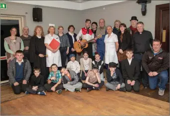  ??  ?? The cast of Oliver launching the bingo night which is to be held at The Forge Bar in Causeway in the build-up to the Causeway Community Group’s big Oskars’ night in The Ballyroe Heights.