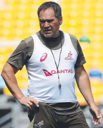  ??  ?? Wallabies coach Dave Rennie during an Australia training session.