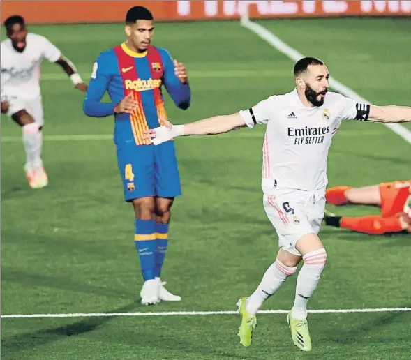  ??  ?? El primero. El francés Karim Benzema celebra el gol que
inauguró el marcador