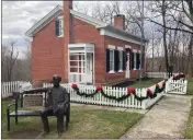  ?? SUSAN GLASER — CLEVELAND.COM ?? A statue of Thomas Edison sits on a bench outside the inventor’s birthplace in Milan, Ohio.