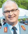  ??  ?? Eberhard Zorn (58) wird Generalins­pekteur der Bundeswehr. FOTO: DPA