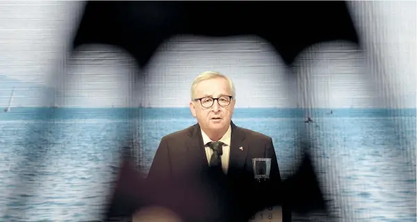  ??  ?? Kommission­spräsident Jean-Claude Juncker kann sich mit den Vorschläge­n seiner Experten in Österreich bei weitem nicht immer durchsetze­n.