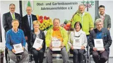  ?? FOTO: PRIVAT ?? Die Geehrten beim Obst- und Gartenbauv­erein Adelmannsf­elden.