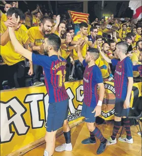  ??  ?? Unidos por un objetivo El Barça contará de nuevo con el apoyo de los Dracs FOTO: PEP MORATA