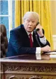  ?? Archivfoto: M. Balce, dpa ?? Teilt aus per Telefon: US Präsident Do nald Trump.