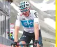  ??  ?? Critérium de Dauphiné, Sun… Chris Froome hits the road