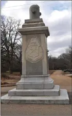  ?? ?? One side of the St. Charles Battle Monument is dedicated to the memory of William Hickman Harte, one of the USS Mound City’s officers.